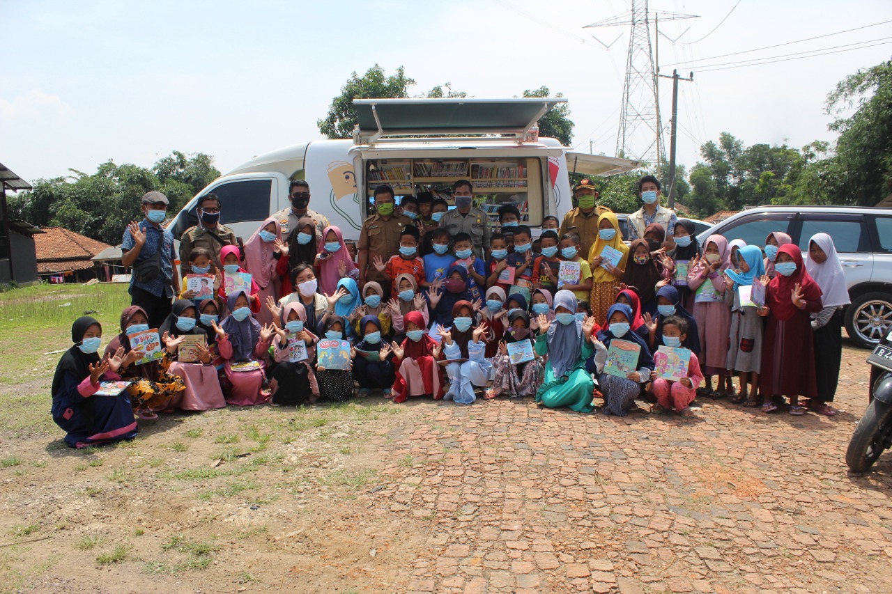 Hibah Mobil Perpustakaan Keliling